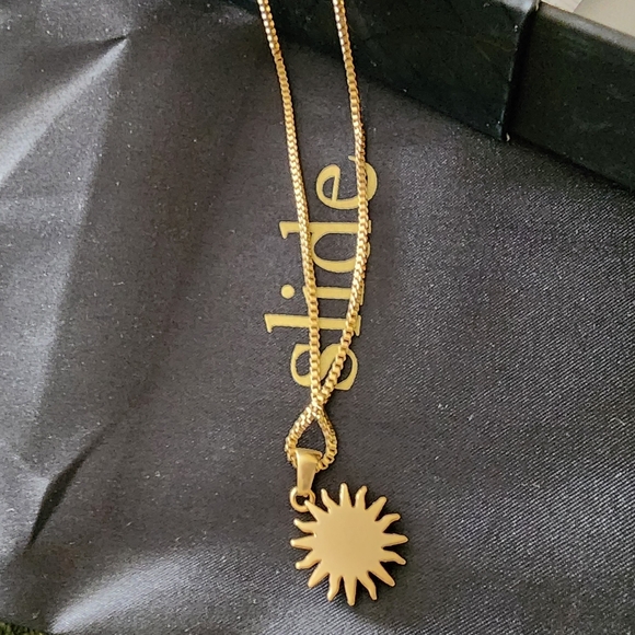 Slide Jewelry Stainless Steel. Gold Boxchain Necklace W Sunburst NIB - Picture 5 of 7